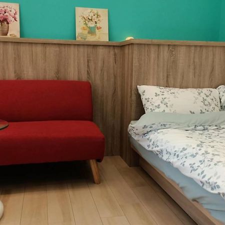 Jinning 禾心居he Xin Ju Homestay מראה חיצוני תמונה